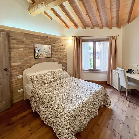 Le 4 3* Roverchiara