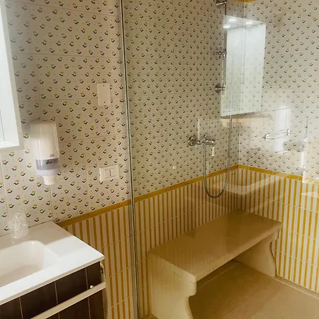 Le 4 Hotell Roverchiara