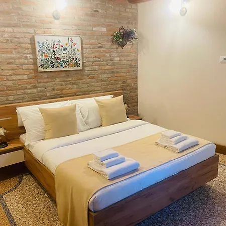 Ξενοδοχείο Le 4