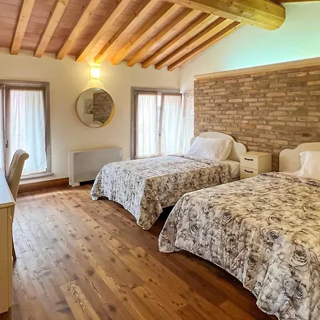 Per Anziani Le 4 Roverchiara