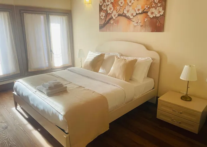 Le 4 Hotel 3*