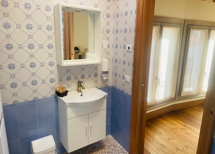 Hotel Le 4